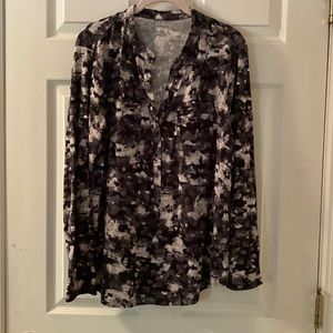 Ladies one X relativity pull over blouse